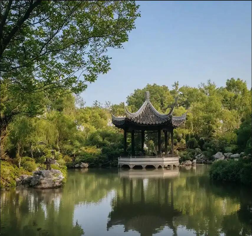 雨花台区凌萱零售有限公司