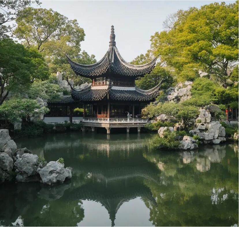 雨花台区凌萱零售有限公司